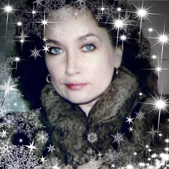 Meet your Posher, Julia - Picture 1 of 1